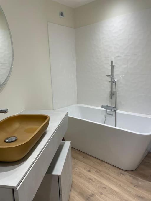 Maison 5 Chambres 3Sdb En Ville Avec Piscine Périgueux Buitenkant foto